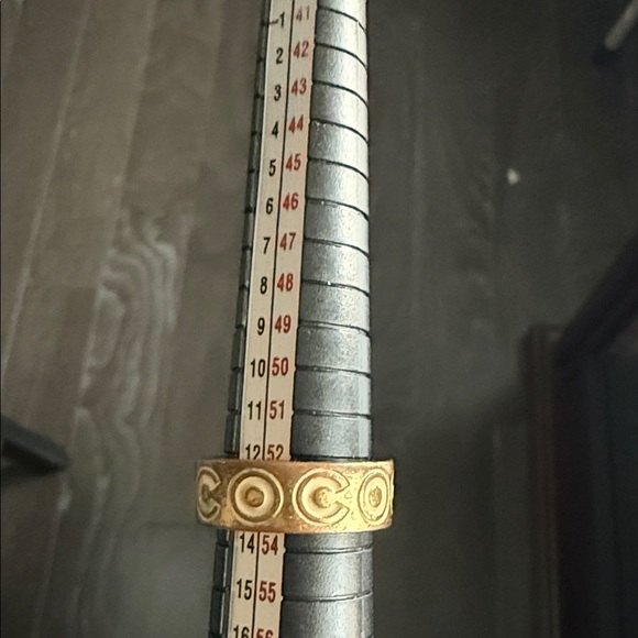 Dior Gucci coco Chanel rings pick one - Picture 15 of 16